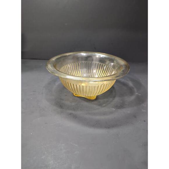 Federal Glass Amber Yellow Ribbed Mixing Bowl, 7.5" Nested Bowl, Vtg Kitchenware - Picture 1 of 8